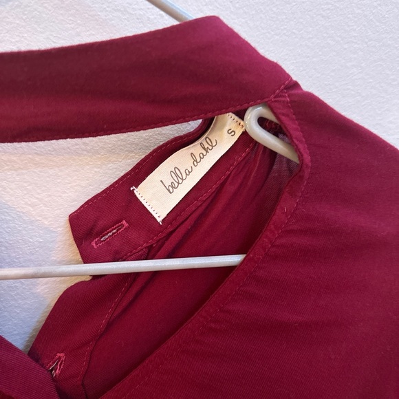 Bella Dahl burgundy button down shirt - Picture 2 of 3
